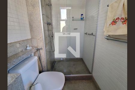 Apartamento à venda com 105m², 3 quartos e 2 vagasBanheiro da Suíte