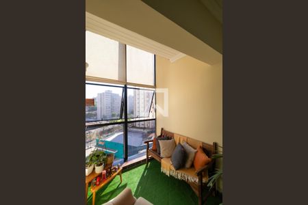 Apartamento à venda com 90m², 1 quarto e 1 vaga Apartamento à venda com 90m², 1 quarto e 1 vagaSalas