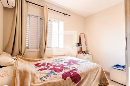 Apartamento à venda com 99m², 3 quartos e 2 vagasDormitório 2