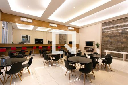 Apartamento à venda com 99m², 3 quartos e 2 vagasÁrea comum - Salão de festas