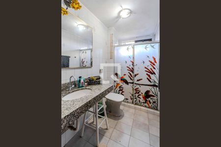 Casa à venda com 400m², 8 quartos e 4 vagas Casa à venda com 400m², 8 quartos e 4 vagasBanheiro 2