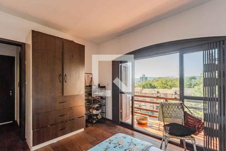 Casa à venda com 400m², 8 quartos e 4 vagas Casa à venda com 400m², 8 quartos e 4 vagasQuarto 4