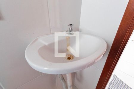 Apartamento para alugar com 43m², 2 quartos e sem vaga Apartamento para alugar com 43m², 2 quartos e sem vagaBanheiro