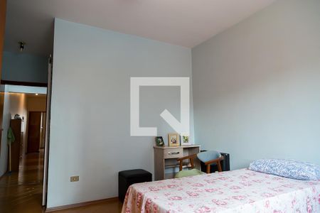 Casa à venda com 160m², 3 quartos e 4 vagasSuíte