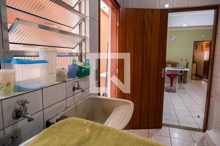 Casa à venda com 160m², 3 quartos e 4 vagasÁrea de Serviço