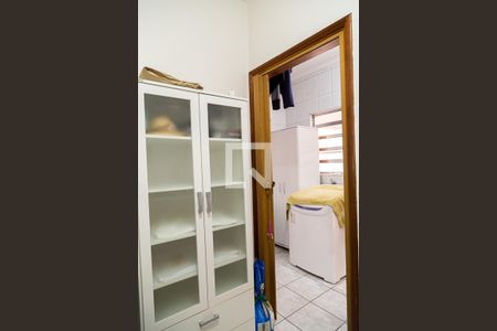 Casa à venda com 160m², 3 quartos e 4 vagasQuarto de Serviço