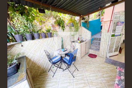 Casa à venda com 126m², 3 quartos e 1 vagaÁrea de Serviço