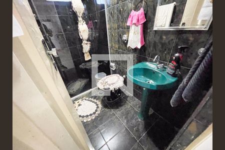 Casa à venda com 126m², 3 quartos e 1 vagaBanheiro Social