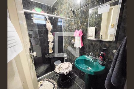 Casa à venda com 126m², 3 quartos e 1 vagaBanheiro Social