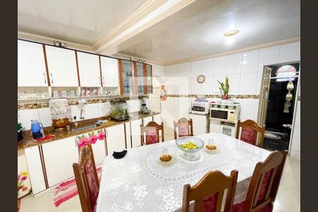 Casa à venda com 126m², 3 quartos e 1 vagaCozinha