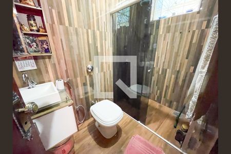 Casa à venda com 126m², 3 quartos e 1 vagaBanheiro da Suíte