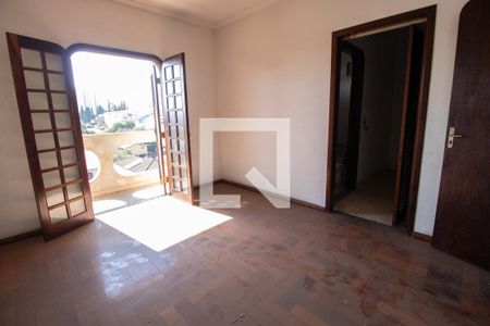 Casa à venda com 450m², 4 quartos e 8 vagasSuíte 1