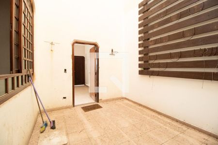 Casa à venda com 450m², 4 quartos e 8 vagasJardim de inverno