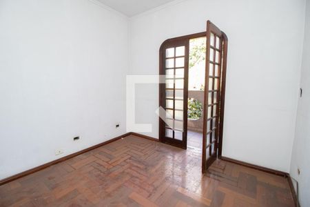 Casa à venda com 450m², 4 quartos e 8 vagasSuíte 3
