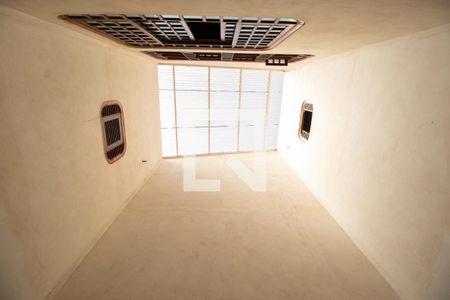 Casa à venda com 450m², 4 quartos e 8 vagasJardim de inverno