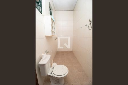 Casa à venda com 450m², 4 quartos e 8 vagasLavabo 2