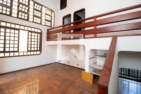 Casa à venda com 450m², 4 quartos e 8 vagasSala 3