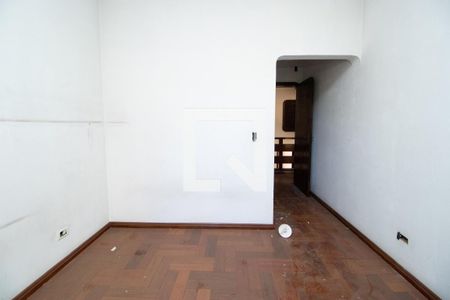 Casa à venda com 450m², 4 quartos e 8 vagasSuíte 3