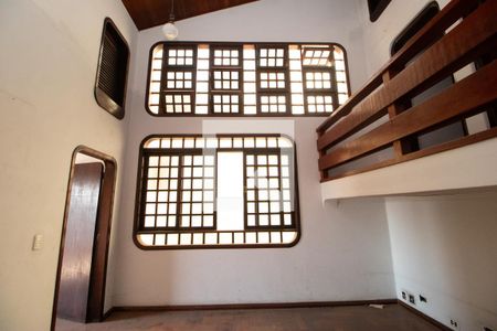 Casa à venda com 450m², 4 quartos e 8 vagasSala 3