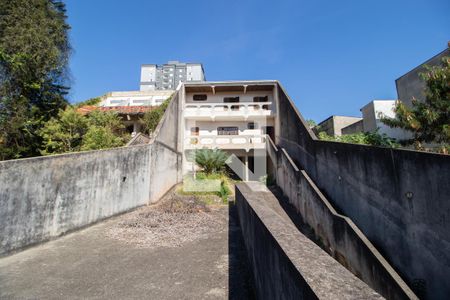 Casa à venda com 450m², 4 quartos e 8 vagasQuintal