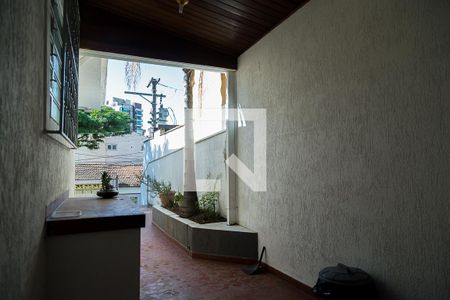 Casa à venda com 160m², 3 quartos e 1 vaga Casa à venda com 160m², 3 quartos e 1 vagaQuintal