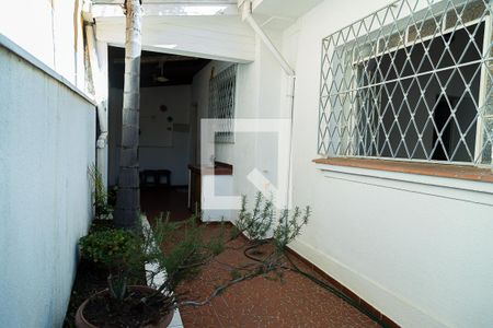 Casa à venda com 160m², 3 quartos e 1 vaga Casa à venda com 160m², 3 quartos e 1 vagaQuintal