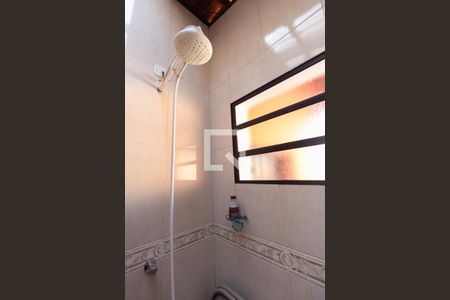 Casa à venda com 150m², 2 quartos e 3 vagas Casa à venda com 150m², 2 quartos e 3 vagasBanheiro de Serviço