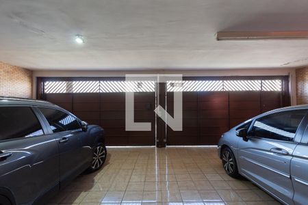 Casa à venda com 150m², 2 quartos e 3 vagas Casa à venda com 150m², 2 quartos e 3 vagasGaragem