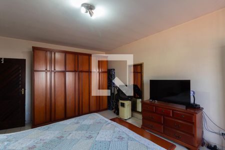 Casa à venda com 150m², 2 quartos e 3 vagas Casa à venda com 150m², 2 quartos e 3 vagasQuarto 2