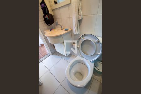 Apartamento à venda com 70m², 3 quartos e 1 vaga Apartamento à venda com 70m², 3 quartos e 1 vagaBanheiro