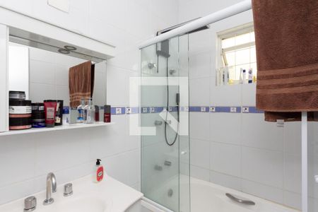 Casa à venda com 320m², 3 quartos e 2 vagas Casa à venda com 320m², 3 quartos e 2 vagasBanheiro da Suíte 2