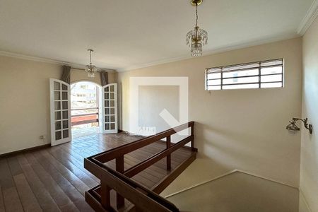 Casa à venda com 420m², 5 quartos e 6 vagasQuarto