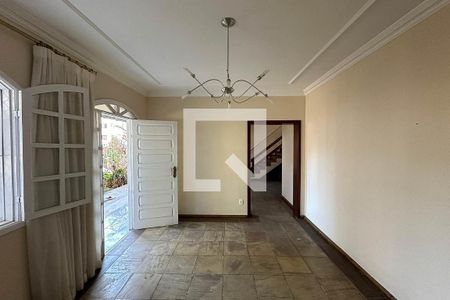 Sala de casa à venda com 5 quartos, 420m² em Castelo, Belo Horizonte