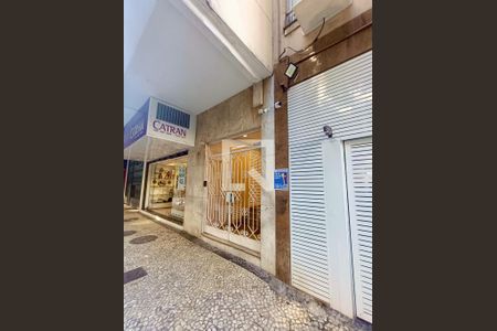 Studio para alugar com 20m², 1 quarto e sem vagaFachada com cartaz QA