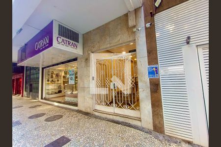 Studio para alugar com 20m², 1 quarto e sem vagaFachada com cartaz QA