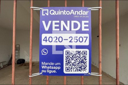 Casa à venda com 240m², 3 quartos e 2 vagas Casa à venda com 240m², 3 quartos e 2 vagasPlaca