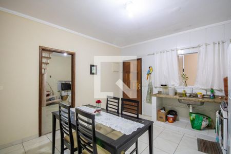 Casa à venda com 240m², 3 quartos e 2 vagas Casa à venda com 240m², 3 quartos e 2 vagasCozinha