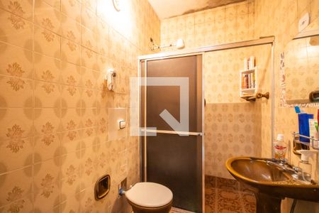 Casa à venda com 240m², 3 quartos e 2 vagas Casa à venda com 240m², 3 quartos e 2 vagasBanheiro 1