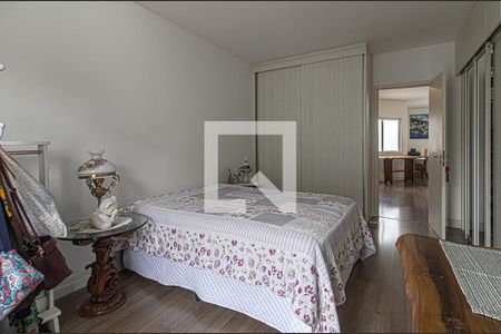 Casa à venda com 237m², 3 quartos e 4 vagas Casa à venda com 237m², 3 quartos e 4 vagassuíte3