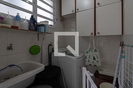 Casa à venda com 237m², 3 quartos e 4 vagas Casa à venda com 237m², 3 quartos e 4 vagasárea de serviço fechada