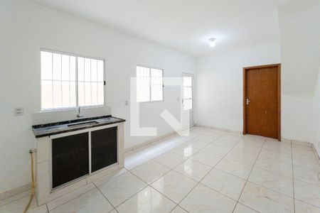 Sala/Cozinha de casa para alugar com 2 quartos, 50m² em Santa Cândida, Vinhedo