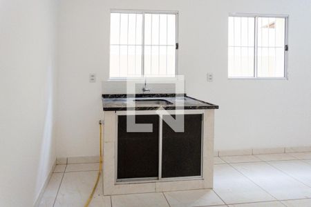 Cozinha de casa para alugar com 2 quartos, 50m² em Santa Cândida, Vinhedo