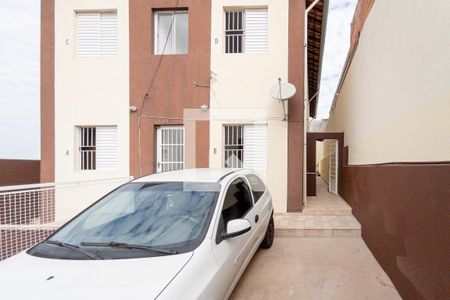 Casa para alugar com 50m², 2 quartos e 1 vaga Casa para alugar com 50m², 2 quartos e 1 vagaGaragem