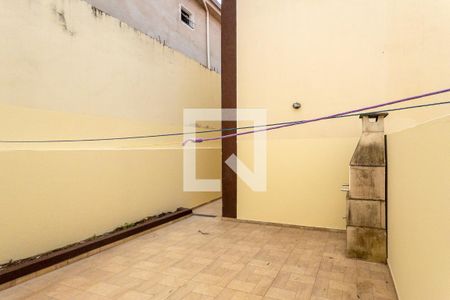Casa para alugar com 50m², 2 quartos e 1 vaga Casa para alugar com 50m², 2 quartos e 1 vagaQuintal