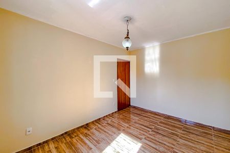 Quarto 1 de casa para alugar com 2 quartos, 108m² em Vila Regente Feijó, São Paulo