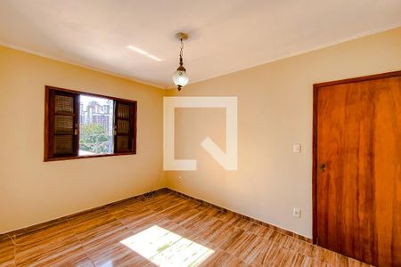 Quarto 1 de casa para alugar com 2 quartos, 108m² em Vila Regente Feijó, São Paulo