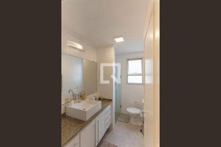 Apartamento à venda com 110m², 3 quartos e 1 vaga Apartamento à venda com 110m², 3 quartos e 1 vagaBanheiro da Suíte