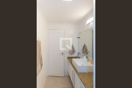 Apartamento à venda com 110m², 3 quartos e 1 vaga Apartamento à venda com 110m², 3 quartos e 1 vagaBanheiro da Suíte