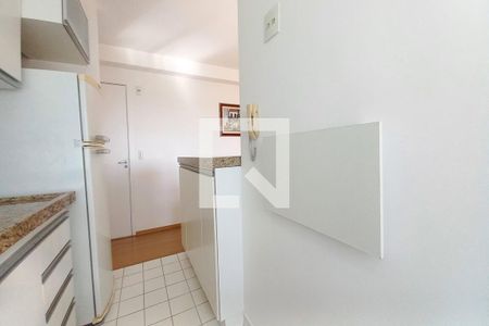 Cozinha  de apartamento para alugar com 2 quartos, 61m² em Loteamento Chácara Prado, Campinas