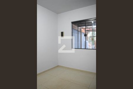 Sala de casa para alugar com 2 quartos, 50m² em Tatuquara, Curitiba